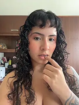 SugarTroubl33 online show from 04/06/26, 01:56