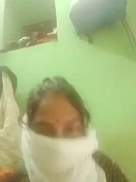 Madhuyadav420 online show from 10/28/25, 06:50