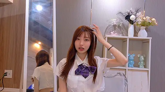 Snapshot of Sana-jpn chatting on 05/02/26, 10:37 Sana-jpn online show from 05/02/26, 10:37