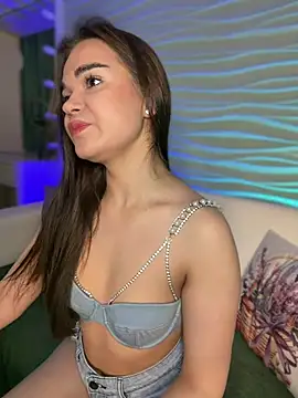 Snapshot of BabyShy- chatting on 05/28/26, 11:57 BabyShy- online show from 05/28/26, 11:57