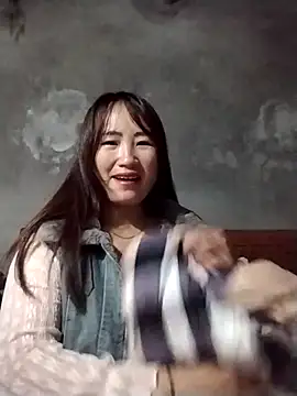 emini-xx online show from 12/01/25, 12:15