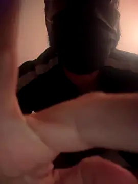 Snapshot of AlztaClouds chatting on 12/04/25, 10:29 AlztaClouds online show from 12/04/25, 10:29