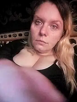 Lana-murr online show from 11/06/25, 07:09