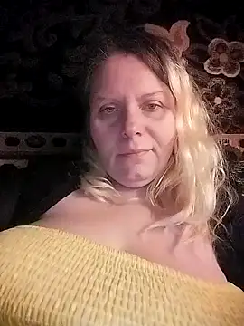 Lana-murr online show from 12/17/25, 10:05