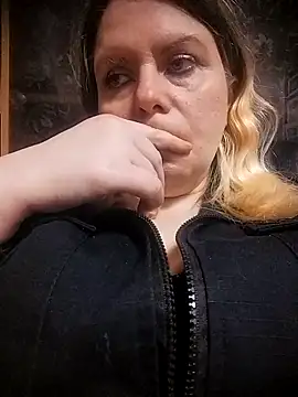 Lana-murr online show from 03/18/26, 06:55