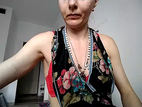 Snapshot of Anneta280671 chatting on 07/21/26, 07:32 Anneta280671 online show from 07/21/26, 07:32