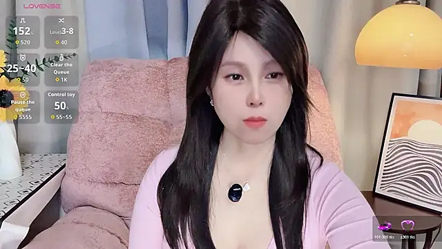 LuckyNana  online show from 11/01/25, 01:02