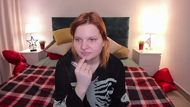 babyyullii online show from 02/25/26, 06:12