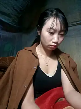 Linh sexy98 online show from 12/14/25, 10:03