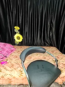 shreyareddy99 online show from 03/16/26, 04:44