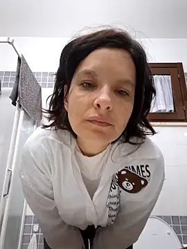 Snapshot of Piediniecollant chatting on 11/11/25, 05:40 Piediniecollant online show from 11/11/25, 05:40