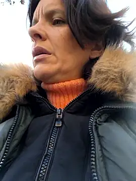 Snapshot of Piediniecollant chatting on 01/10/26, 08:05 Piediniecollant online show from 01/10/26, 08:05