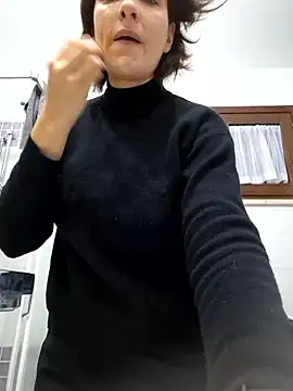 Snapshot of Piediniecollant chatting on 01/16/26, 05:33 Piediniecollant online show from 01/16/26, 05:33