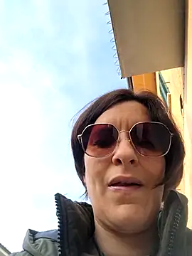 Snapshot of Piediniecollant chatting on 03/01/26, 07:21 Piediniecollant online show from 03/01/26, 07:21