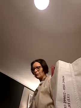 Piediniecollant online show from 03/26/26, 11:16