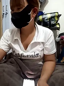 Linda sexy69 online show from 10/27/25, 05:28