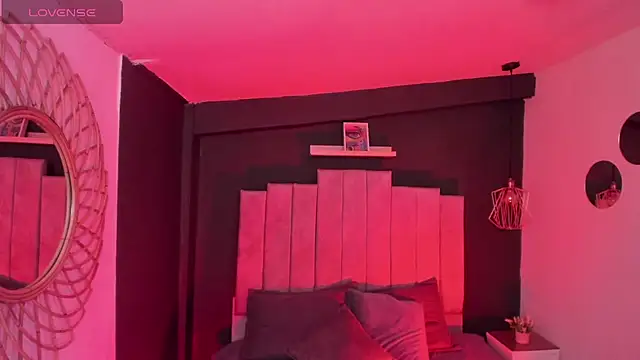 mia jagger online show from 03/02/26, 08:48