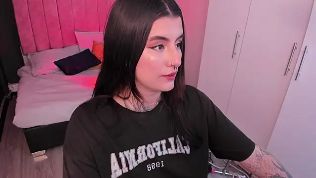 mia jagger online show from 03/16/26, 09:08