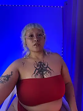 pinkbaddie777 online show from 01/06/26, 03:32