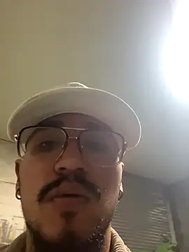 Noa N Luxy online show from 11/06/25, 04:24