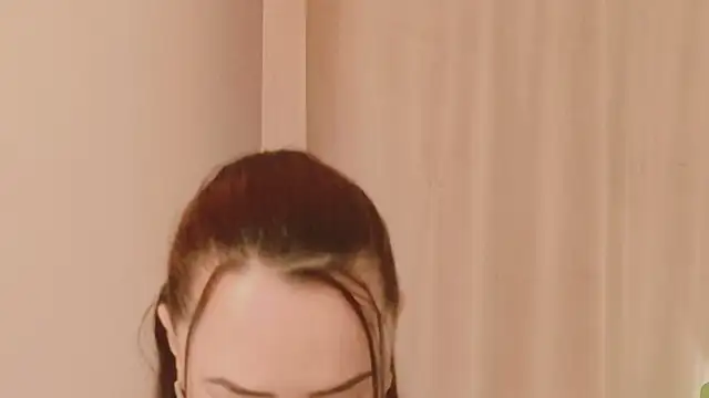 SiennaRosse online show from 04/09/26, 08:36