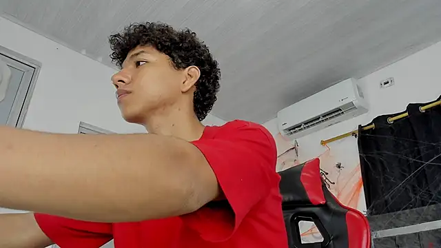 Maximiliano Khalil online show from 11/02/25, 08:44