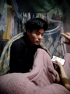 Snapshot of -Nathann- chatting on 03/14/26, 05:40 -Nathann- online show from 03/14/26, 05:40