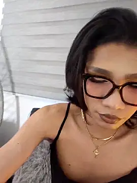 Snapshot of FernandaFox_ chatting on 06/19/26, 02:27 FernandaFox online show from 06/19/26, 02:27