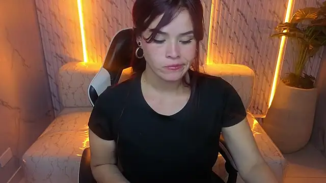 Alana Tx  online show from 11/14/25, 03:16