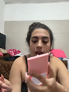 Snapshot of Pauli_Anhell chatting on 11/05/25, 05:07 Pauli Anhell online show from 11/05/25, 05:07