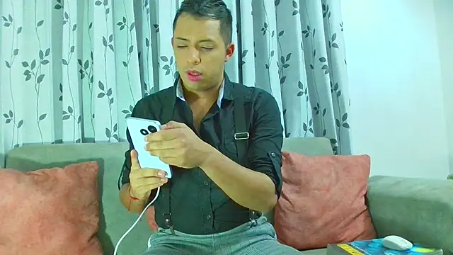 Mike Fetiche online show from 11/20/25, 06:13