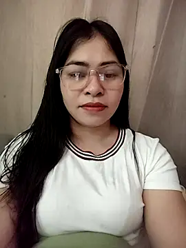 Bamboo-niee123 online show from 03/02/26, 04:14