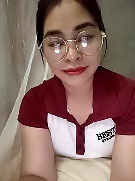 Bamboo-niee123 online show from 04/21/26, 03:07