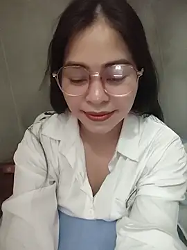 Bamboo-niee123 online show from 05/13/26, 03:42