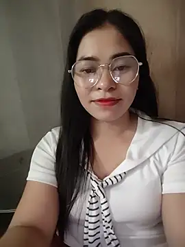 Bamboo-niee123 online show from 05/20/26, 04:51