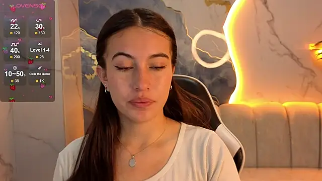 Nikka Tx online show from 03/04/26, 12:33