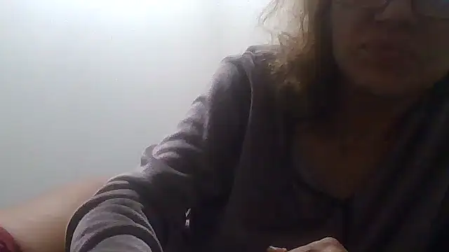 loveryvicky online show from 11/16/25, 01:00