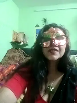 LOVE  RANI online show from 11/07/25, 12:38