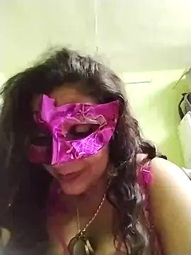 LOVE  RANI online show from 11/23/25, 02:28