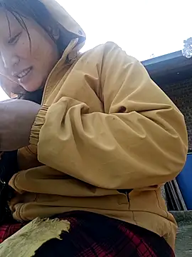 yoyo-mi online show from 01/18/26, 03:21