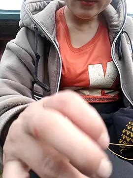 yoyo-mi online show from 03/18/26, 09:45