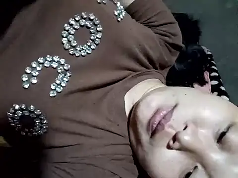 yoyo-mi online show from 04/07/26, 09:48