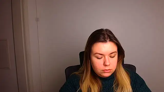 SusannaNight online show from 11/18/25, 07:02