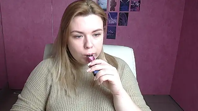 SusannaNight online show from 12/19/25, 06:20