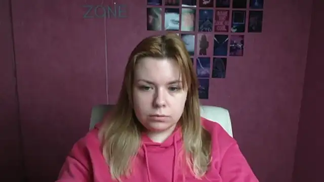 SusannaNight online show from 12/22/25, 06:21