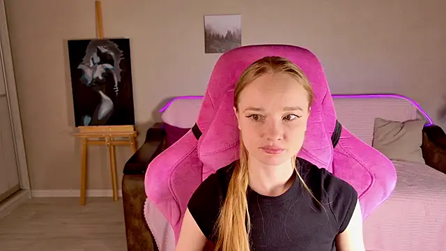 Shawty Mia online show from 11/08/25, 02:06