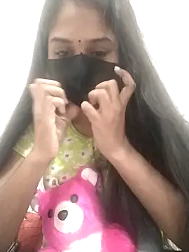 Green LaDY66 online show from 11/24/25, 05:40