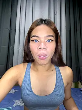 kierra fox online show from 11/16/25, 08:53