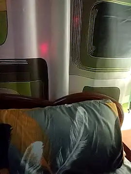 Esenia505 online show from 01/06/26, 05:44