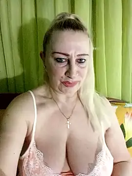 Esenia505 online show from 04/21/26, 02:51